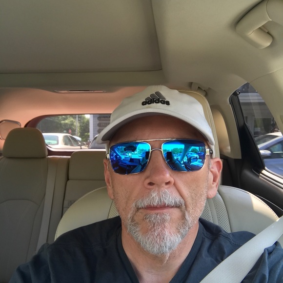 Meet your Posher, Robert - Picture 4 of 7